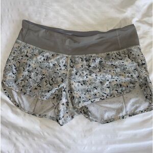 Lululemon Speed Up Shorts Size 6
